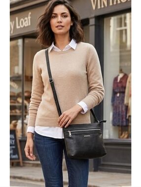 Chaps Crossbody Purse Black